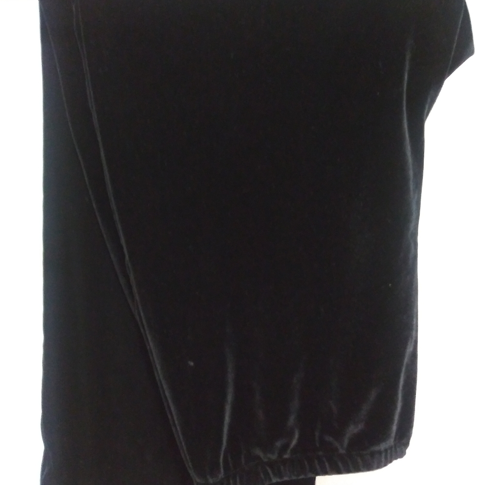 Cachet velour pants.